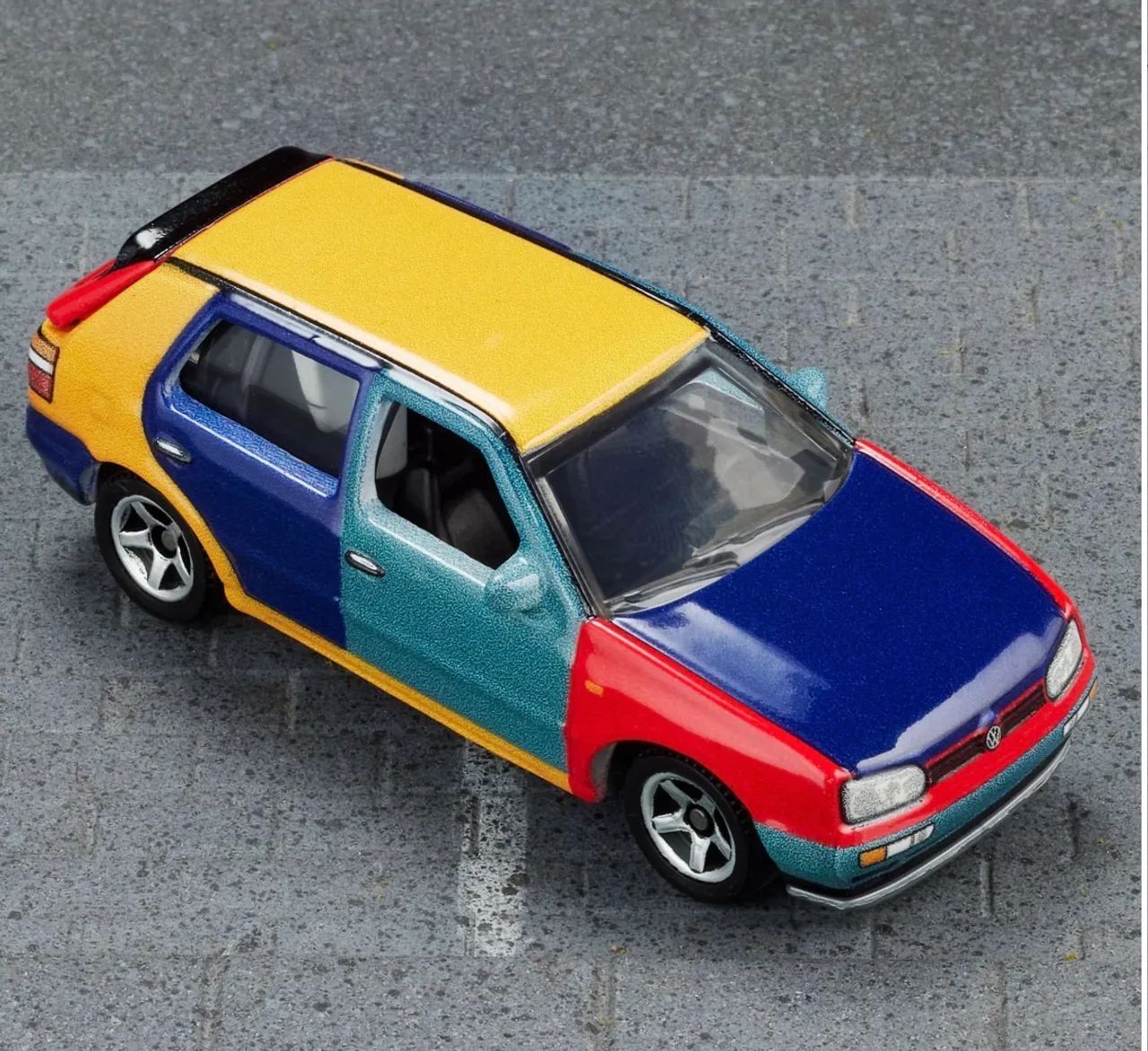 Matchbox 1995 Volkswagen Golf Harlequin  - Foto 5