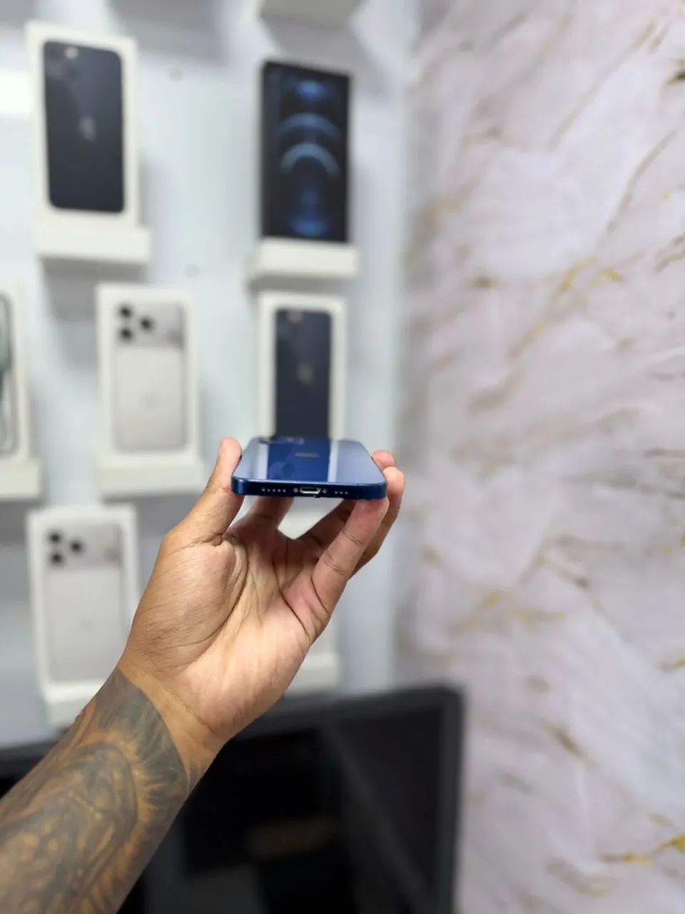 IPHONE 12 128GB AZUL<br>R$ 1.799,00 TOP - Foto 3