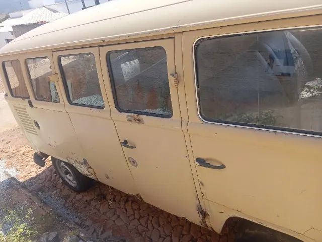 Volkswagen Kombi 1.6 8v Gasolina Mec. 1987