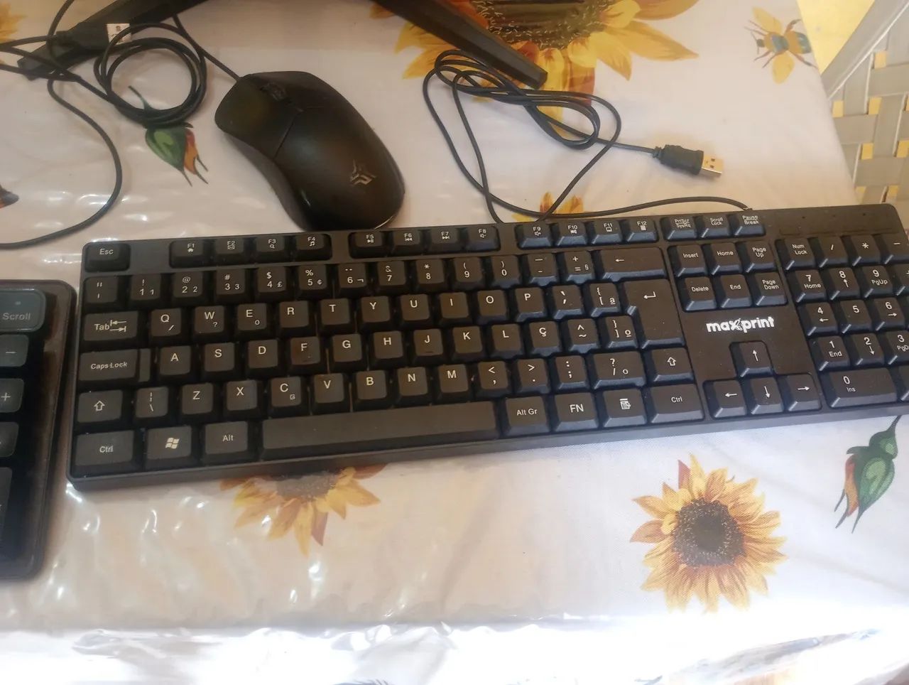 Kit computador, teclado, mouse, caixa de som e conectores - Foto 3