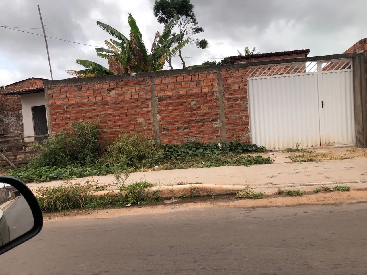 VENDO TERRENO COM CASA 