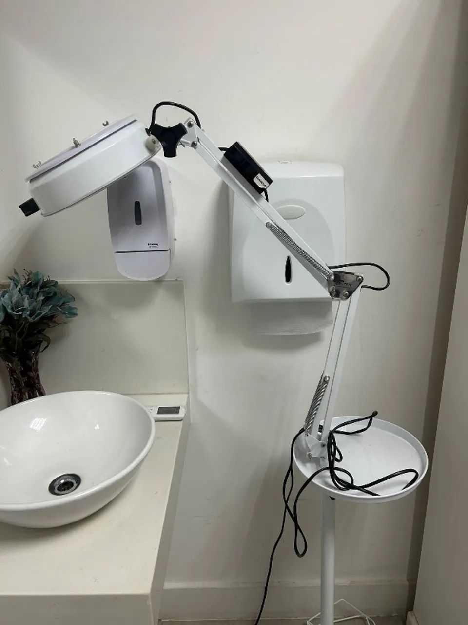Exaustor com luminária led para podologia e estética  - Foto 2