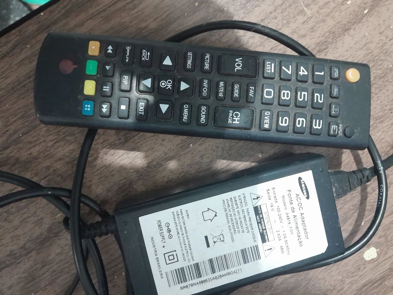 Vendo TV monitor LG 24 polegadas  - Foto 3