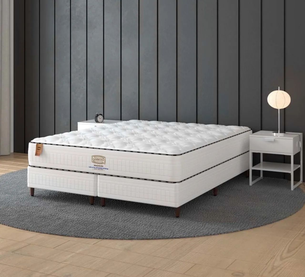 Colchão Simmons Madison Queen Size (Seminovo)