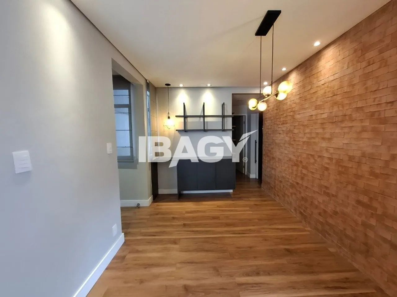 Excelente Apartamento 2 dormitório(s) em Centro - Florianópolis - Foto 2