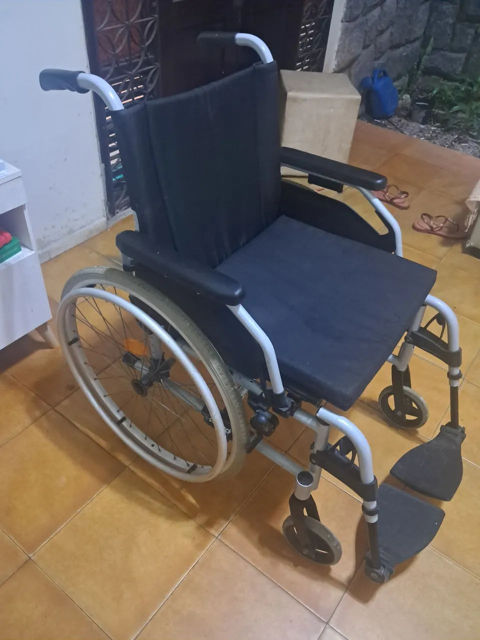 Cadeira de rodas - Foto 5