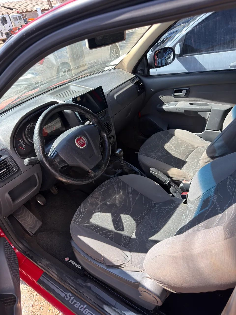 Fiat Strada Working 1.4 MPI Fire Flex 8V CD 2015 - Foto 4
