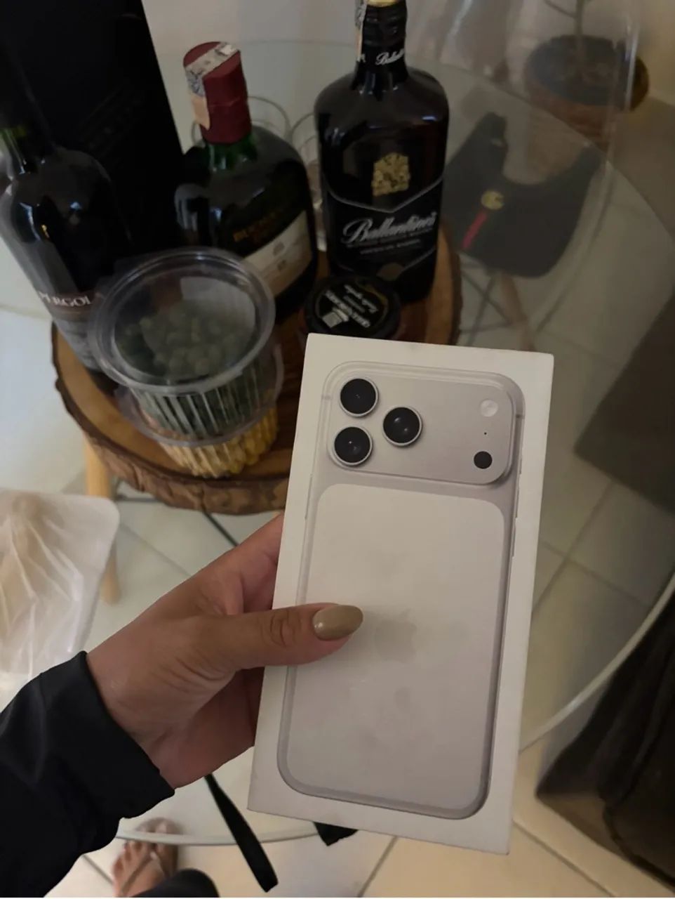 iPhone 17 pro Max 2 meses de uso  - Foto 2