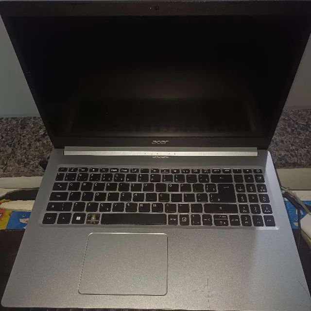Acer aspire 5