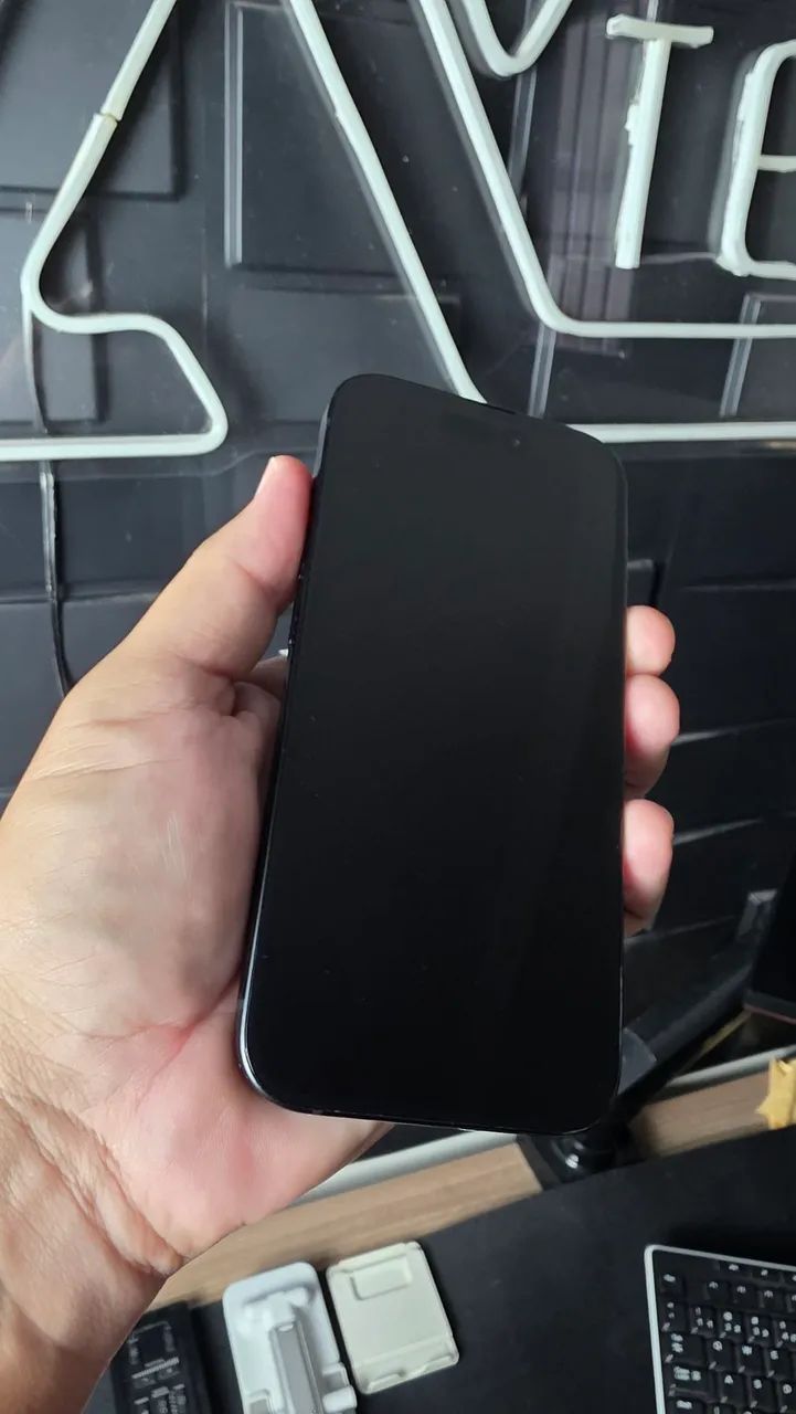 iPhone 15, seminovo, 128gb. - Foto 2