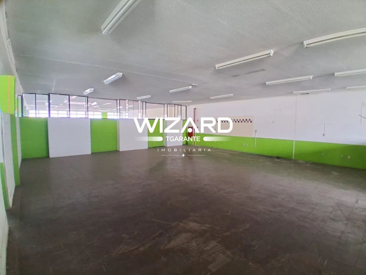 Salão Comercial para aluguel com 600m² no centro de Amparo/SP - Foto 2