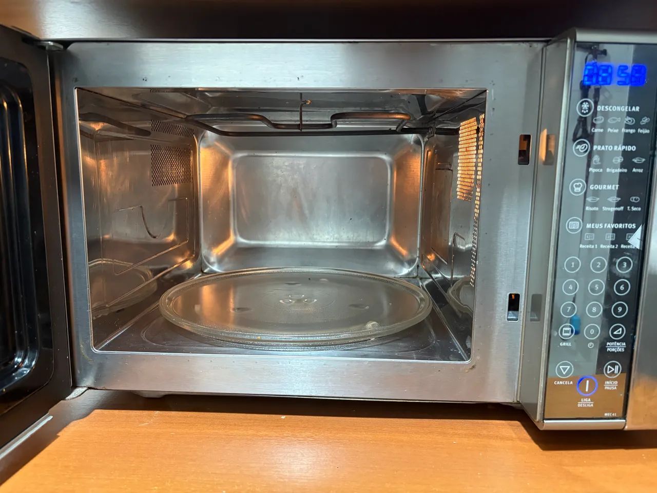 Microondas Electrolux 31L  - Foto 2