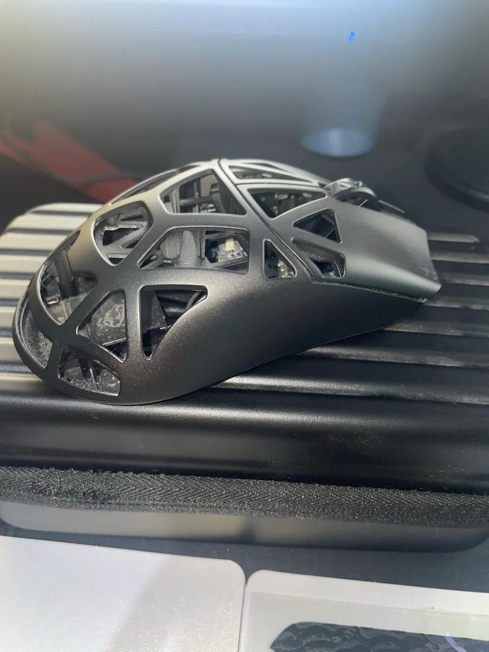 Mouse gamer WL Beast X max 