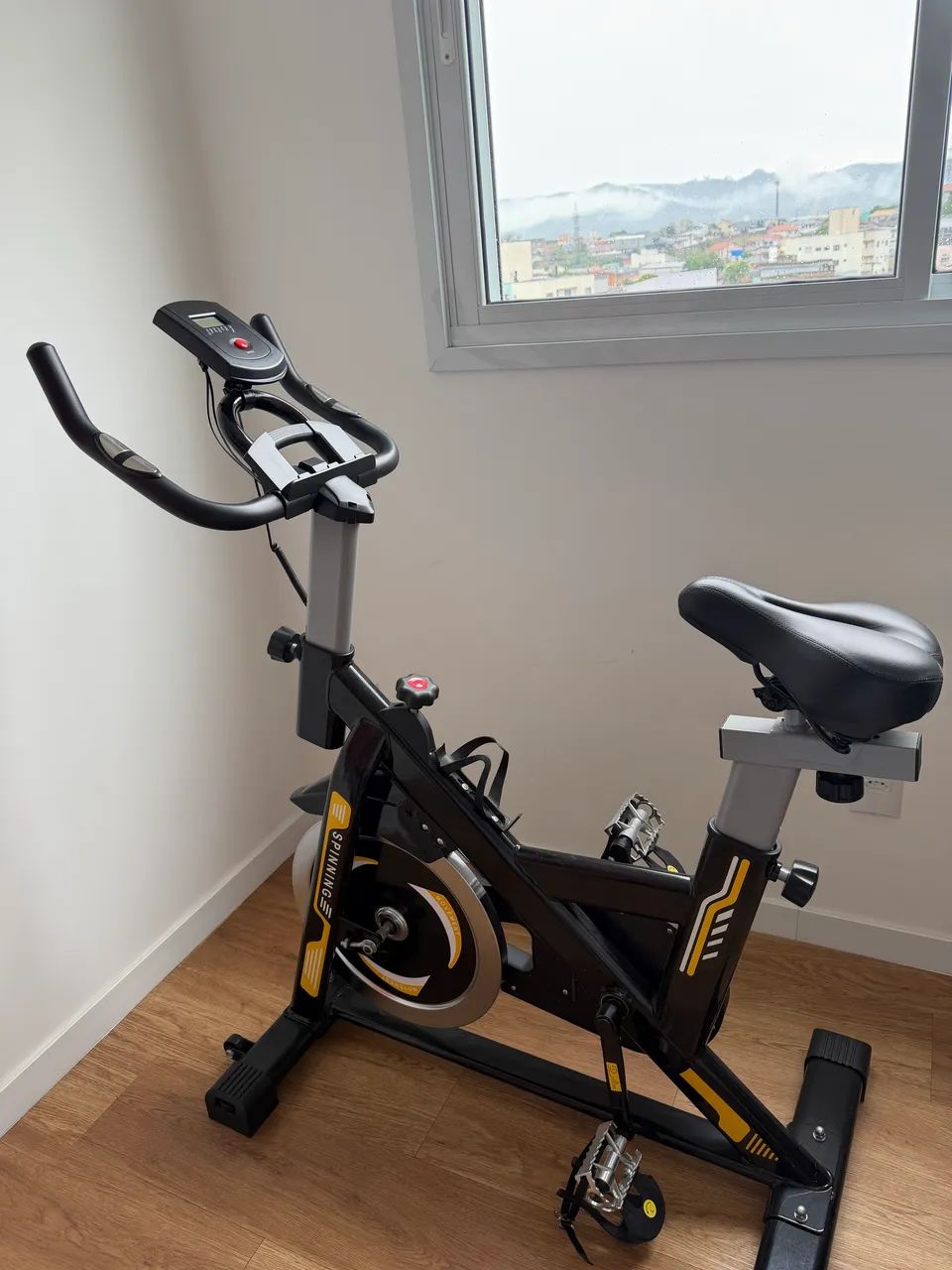 Bicicleta spinning 8kg - Foto 3