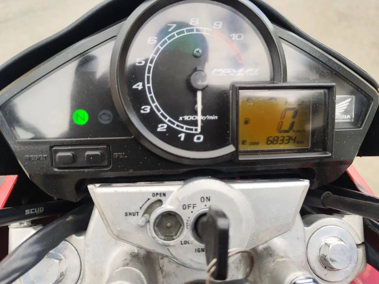 Honda CB 300 - Foto 4