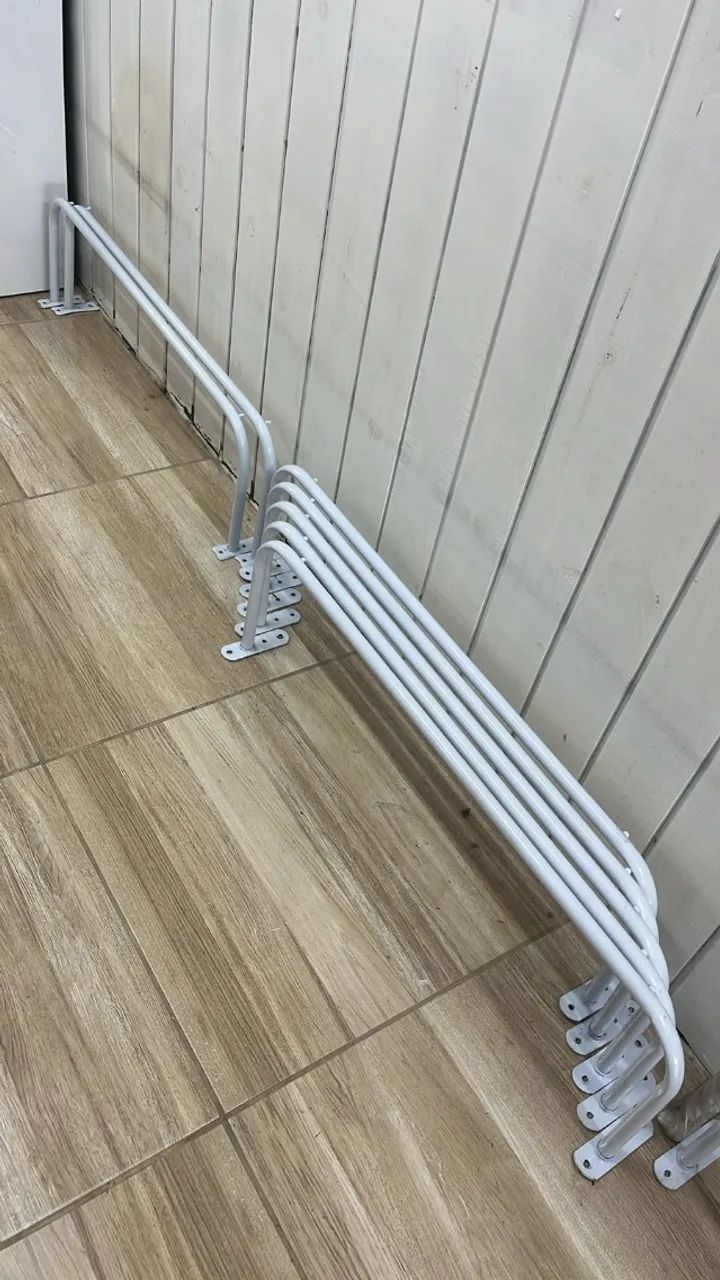 cabides / manequim / arara / espositor