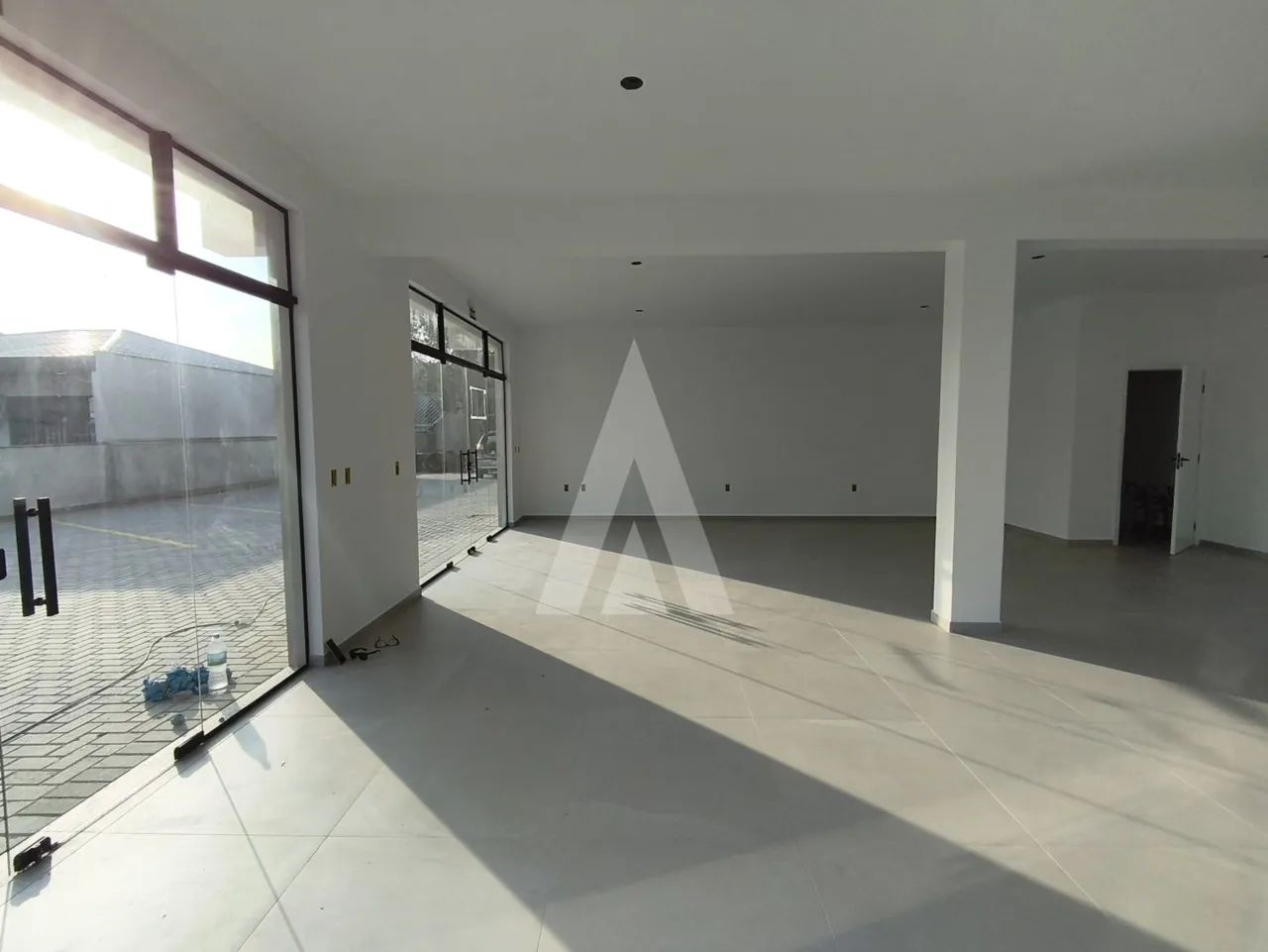 LOJA 91,60M², ANITA GARIBALDI - Foto 5