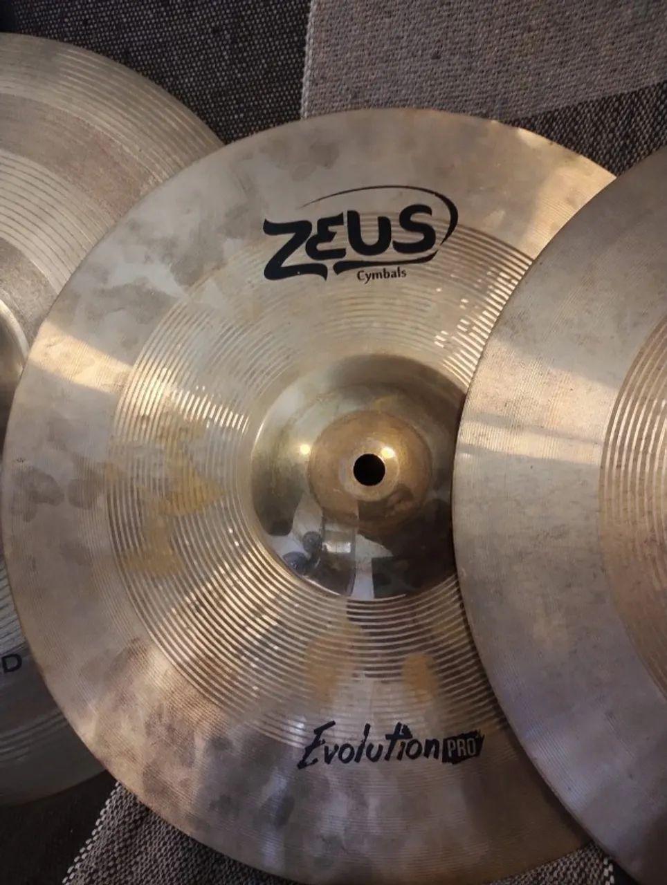 Pratos Zeus, Chimbal 14, Crash 18, Oportunidade, Bag Divisória