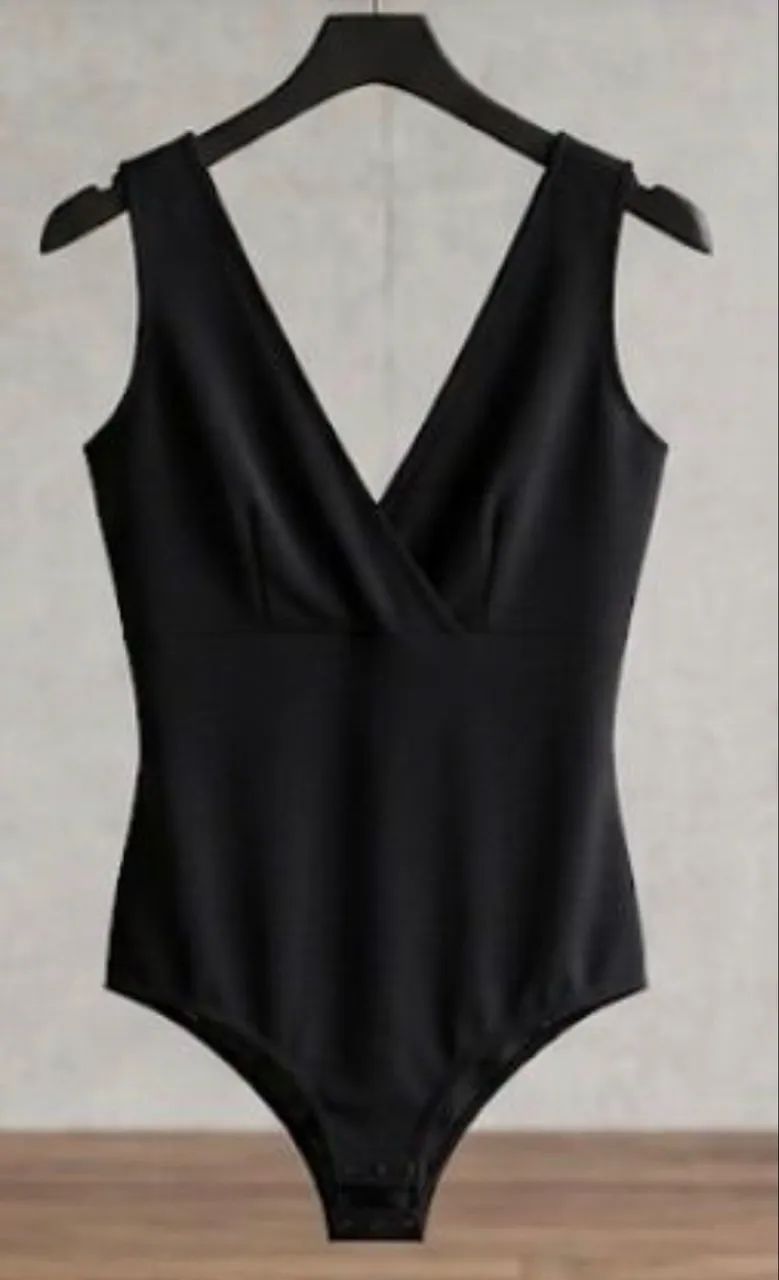 Body Demillus Preto, 52