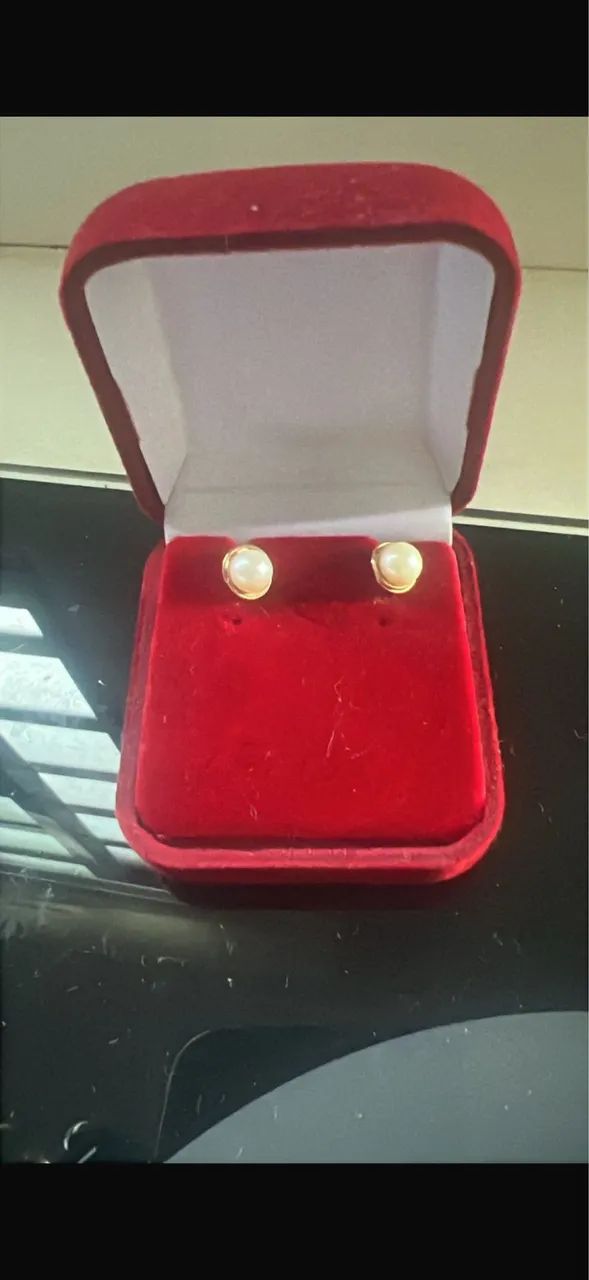 Brinco de ouro 18k