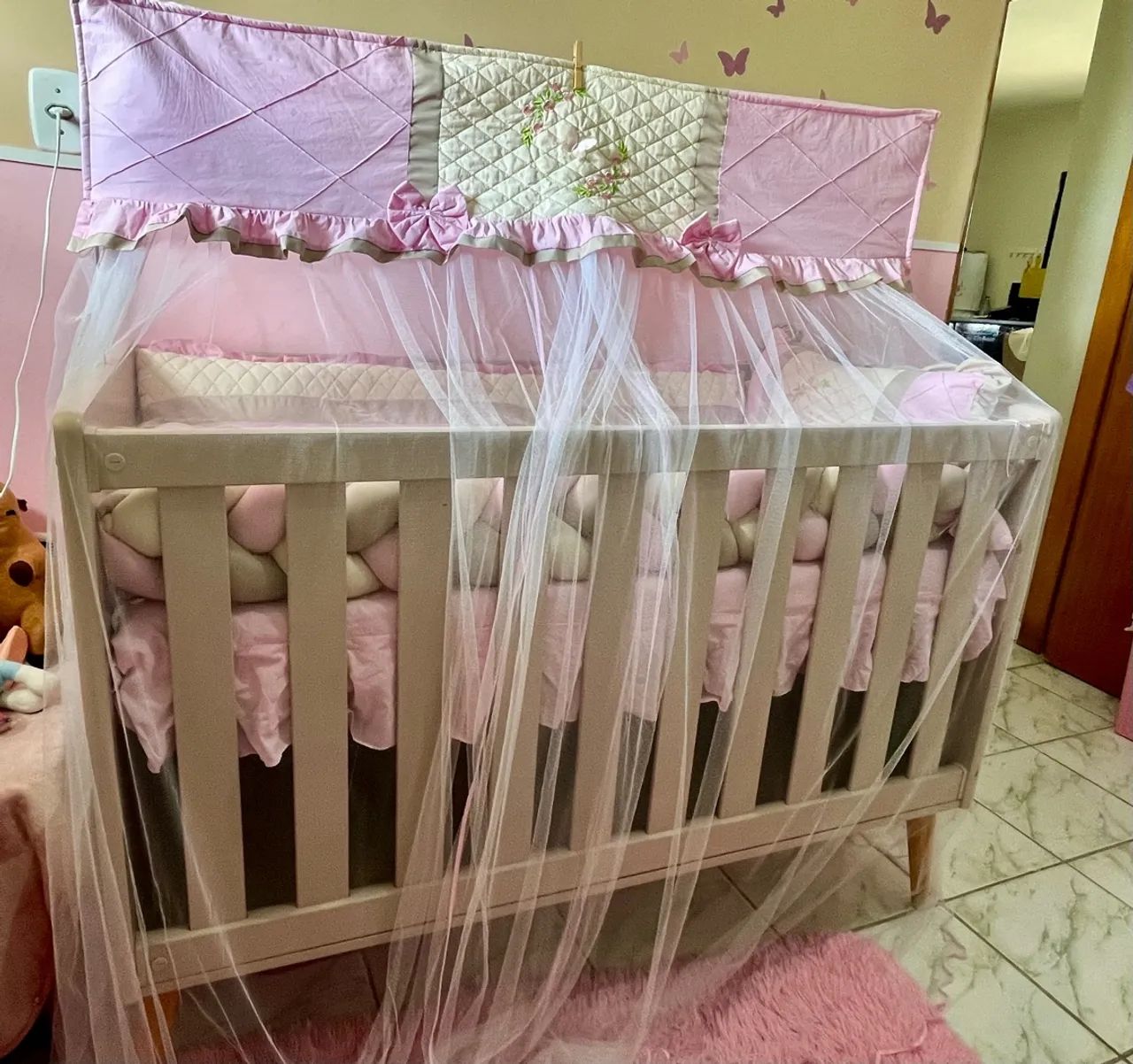 Vendo berço completo e cômoda 
