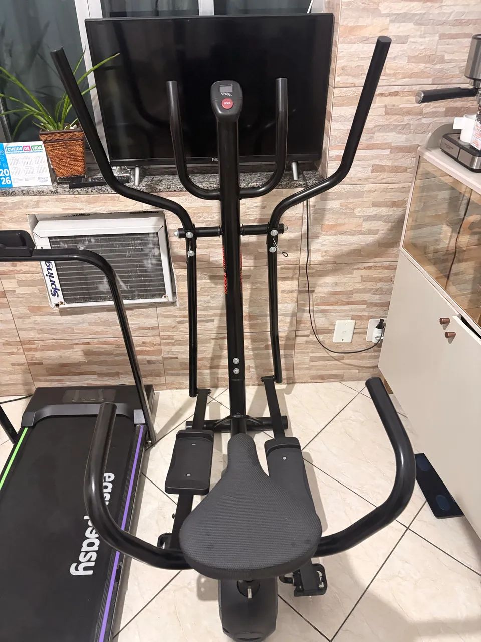 Esteira, bicicleta com elíptico, elásticos, peso, tapete acolchoado - Foto 5
