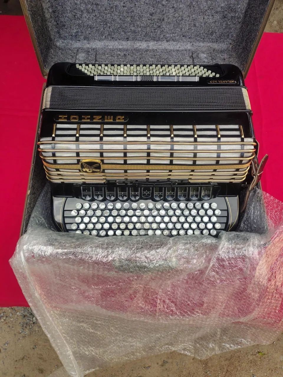 Acordeon HOHNER cromática C e Grif  - Foto 2