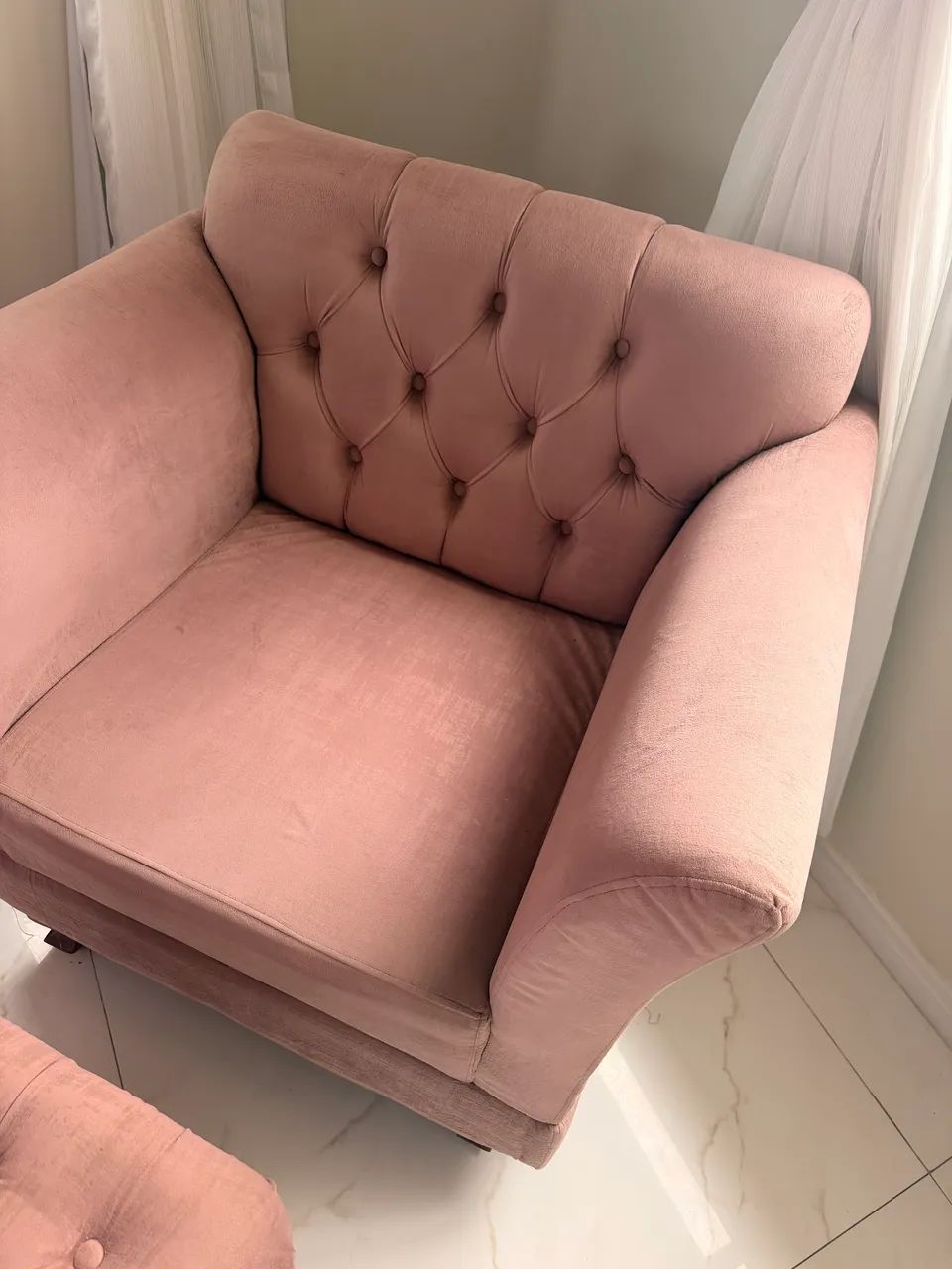 Vende-se poltrona seminova rosa seco  - Foto 2