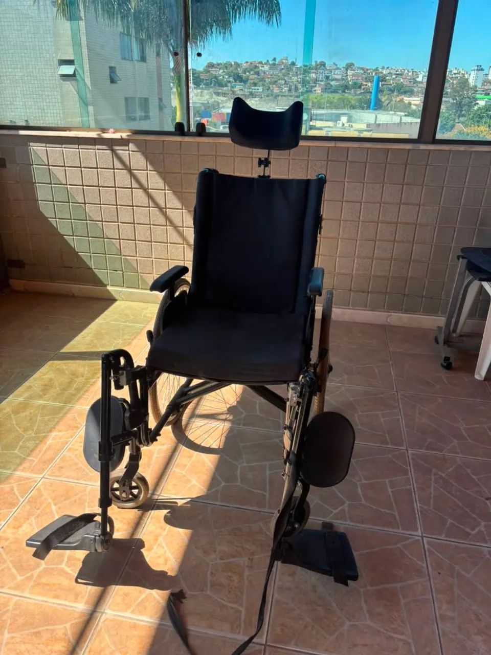 Cadeira de rodas  - Foto 2
