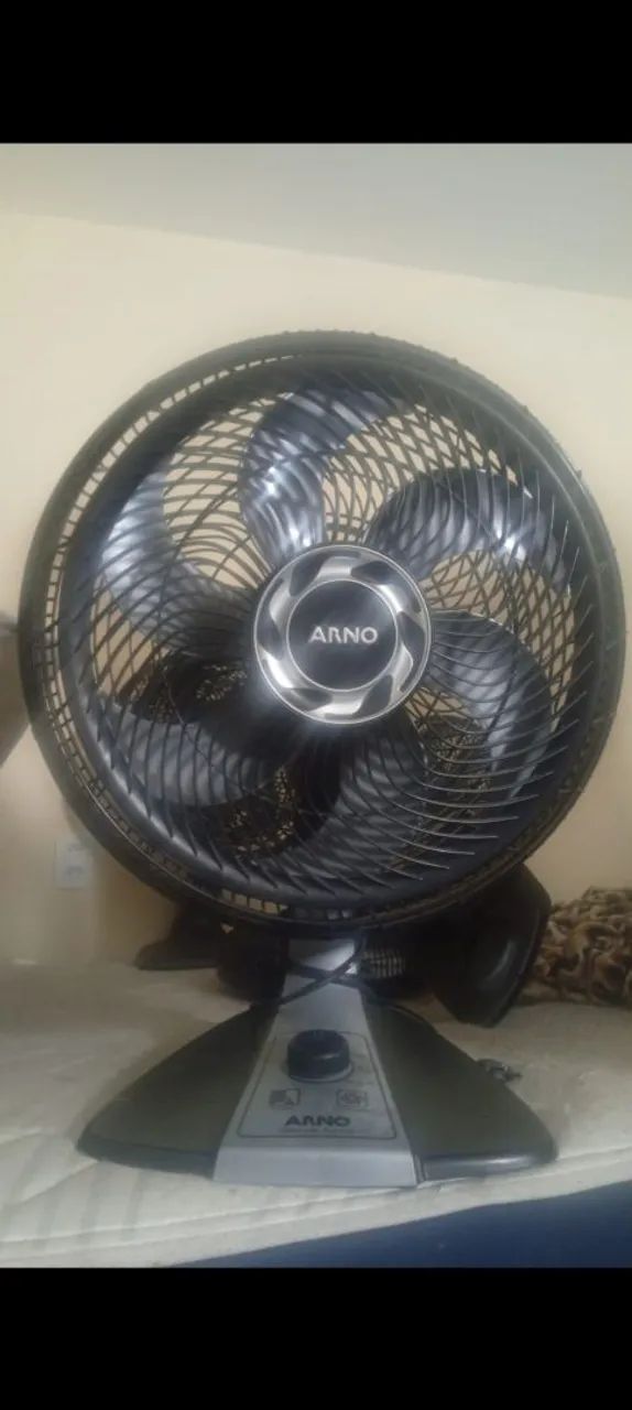 Ventilador grande ótimo estado 