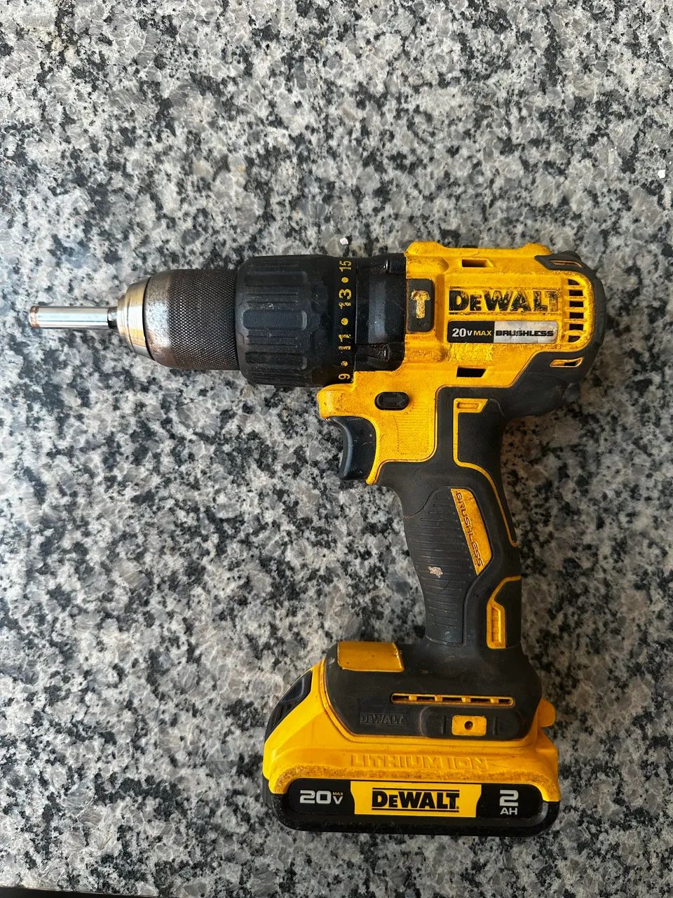 DeWalt DCD7781 20V Brushless + 3 Baterias 2Ah + Carregador
