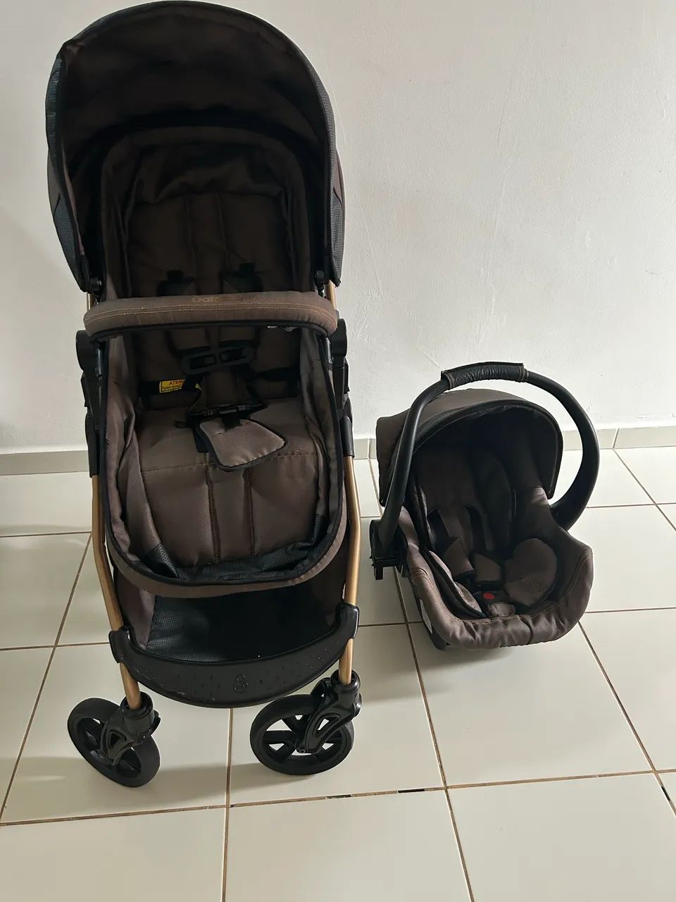 Carrinho de bebê + bebê conforto  - Foto 2