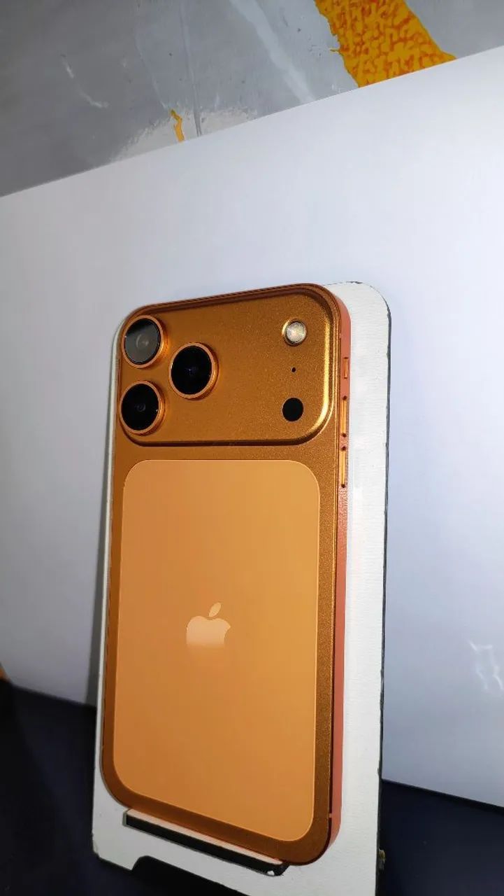 iPhone xr 128gb | Customizado carcaça do 17pro - Foto 3