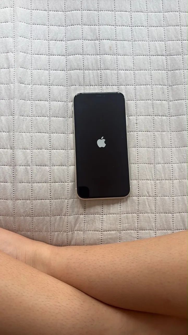 IPHONE 11 - BRANCO USADO - Foto 4