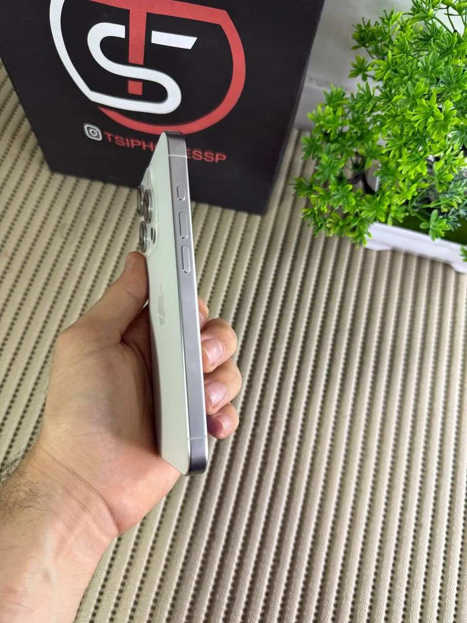 iPhone 15 pro 128Gb bateria 86% todo original  - Foto 3