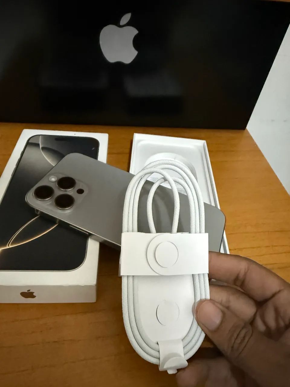 iPhone 16 Pro Max 256GB