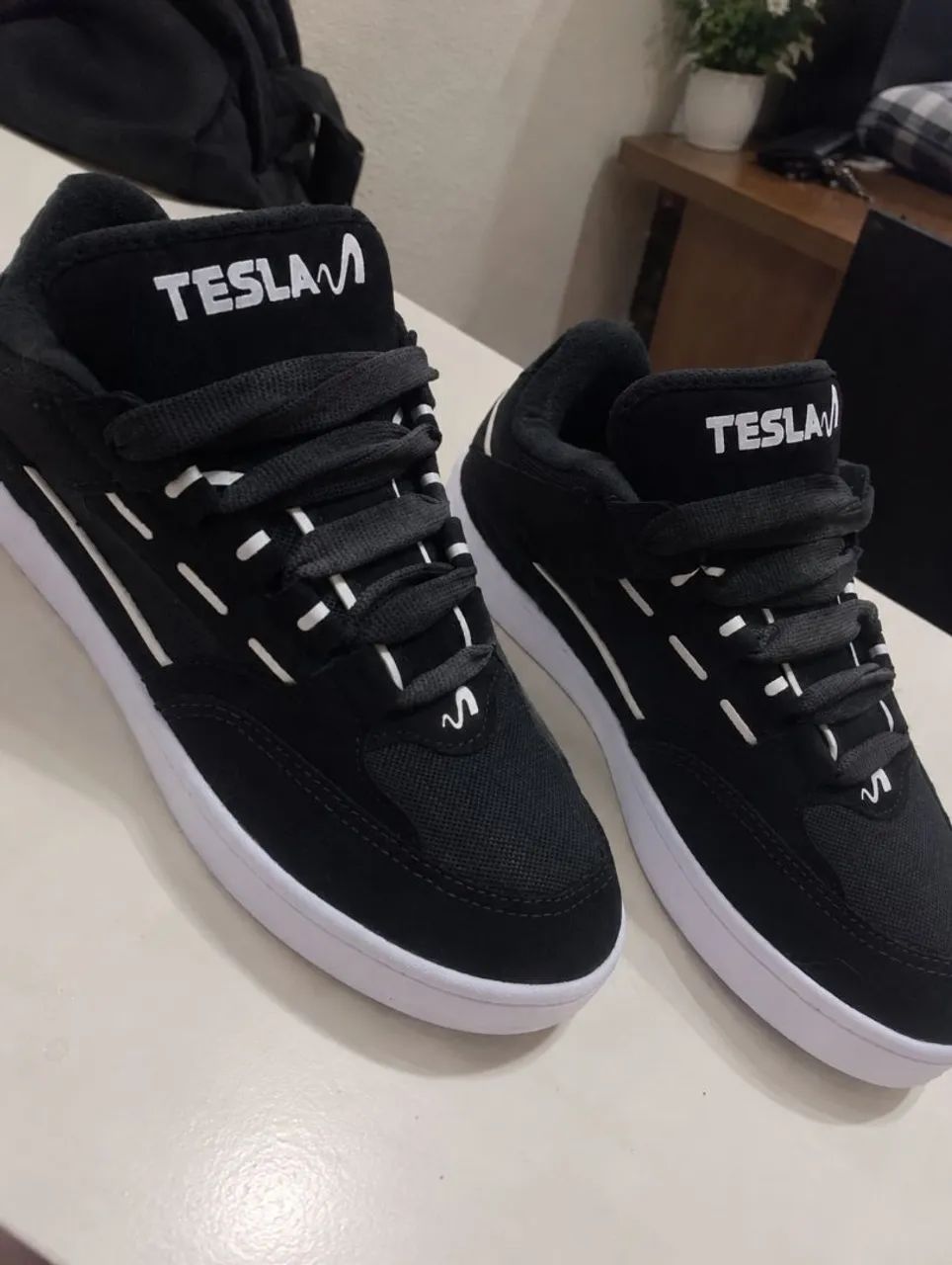 Tênis tesla barato