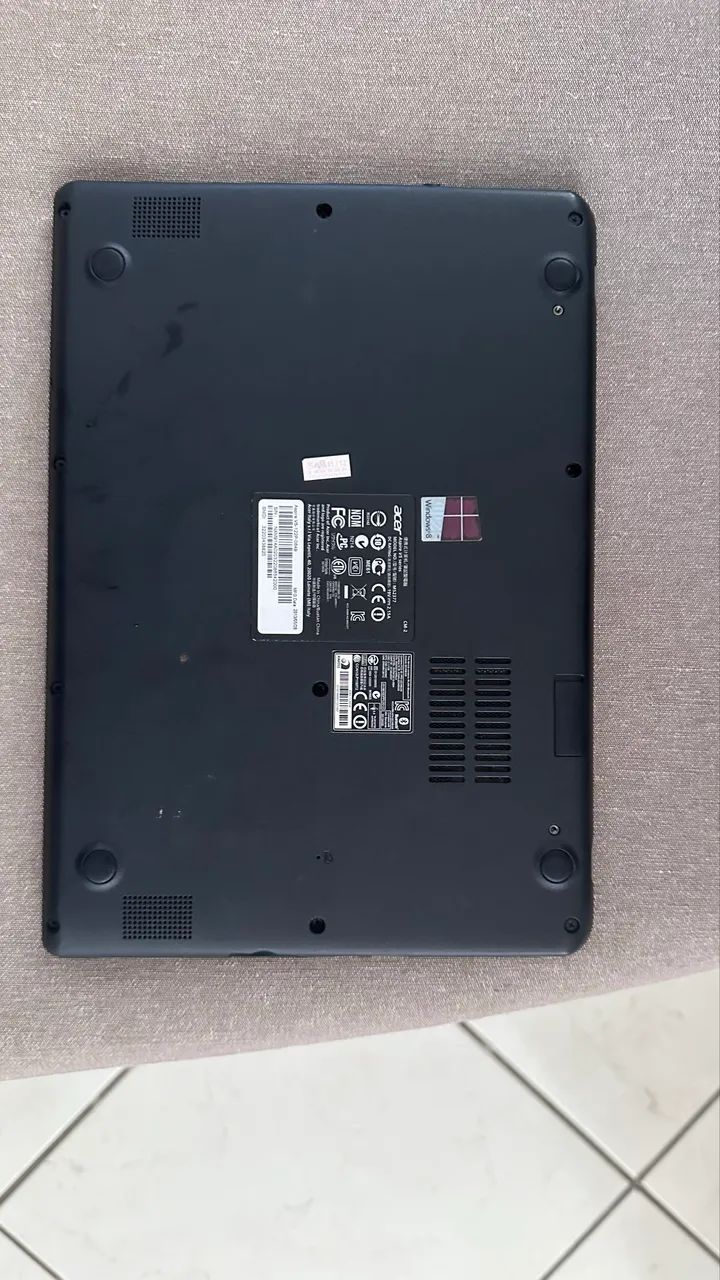 ? Acer Aspire V5 Touchscreen - AMD Quad Core - 4GB RAM usado - Foto 3