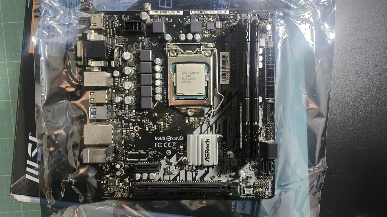 Placa mãe + Memória + Processador e Cooler