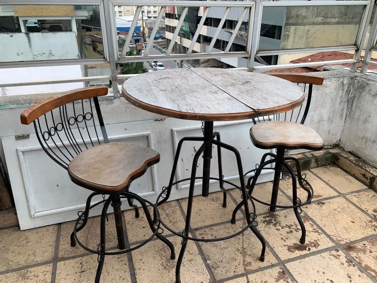 Mesa retrô com 2 bancos - Foto 3