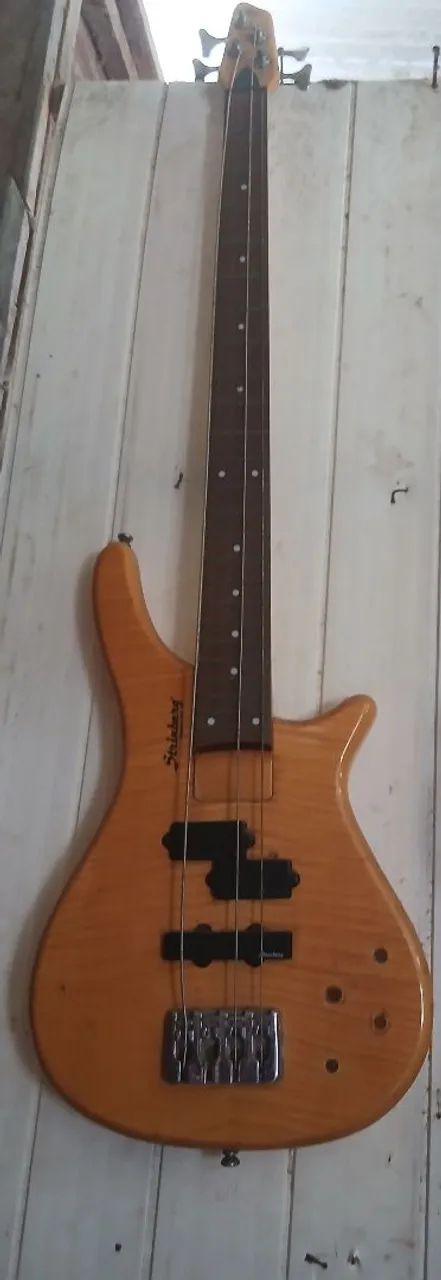 Baixo strinberg