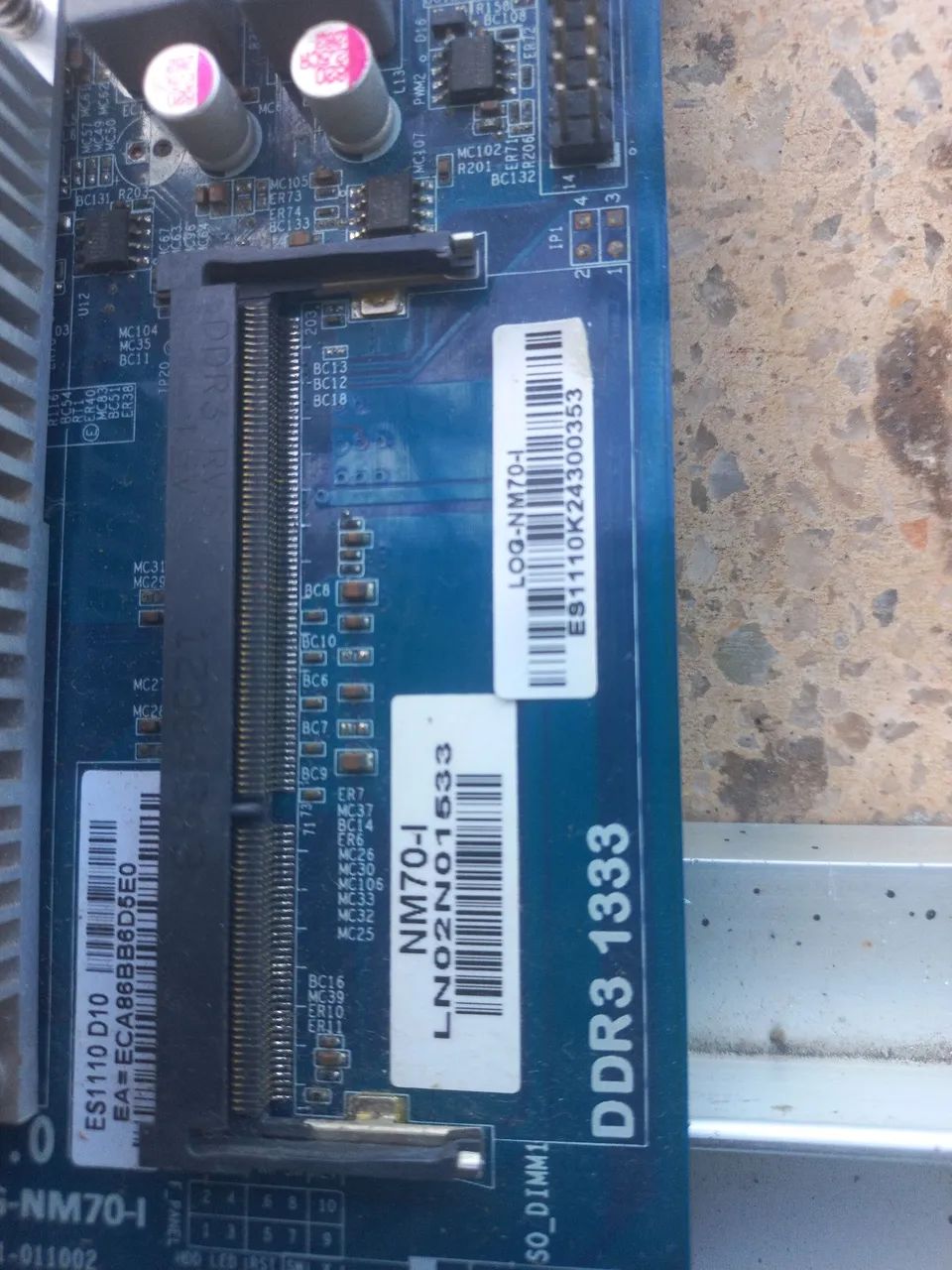 Placa mãe  com defeito NM70-l - Foto 2