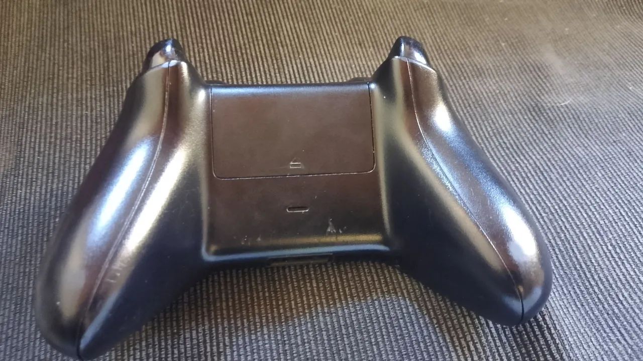 Controle Xbox one (estado de novo)original  - Foto 2