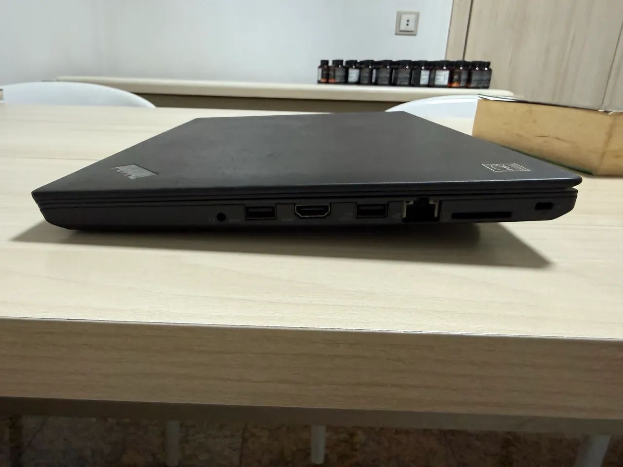 Notebook Lenovo T480 - Core i5pro 8th Gen  - Foto 2