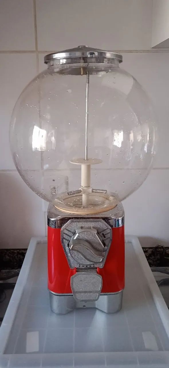 Máquina de bolinhas e chiclete automática 