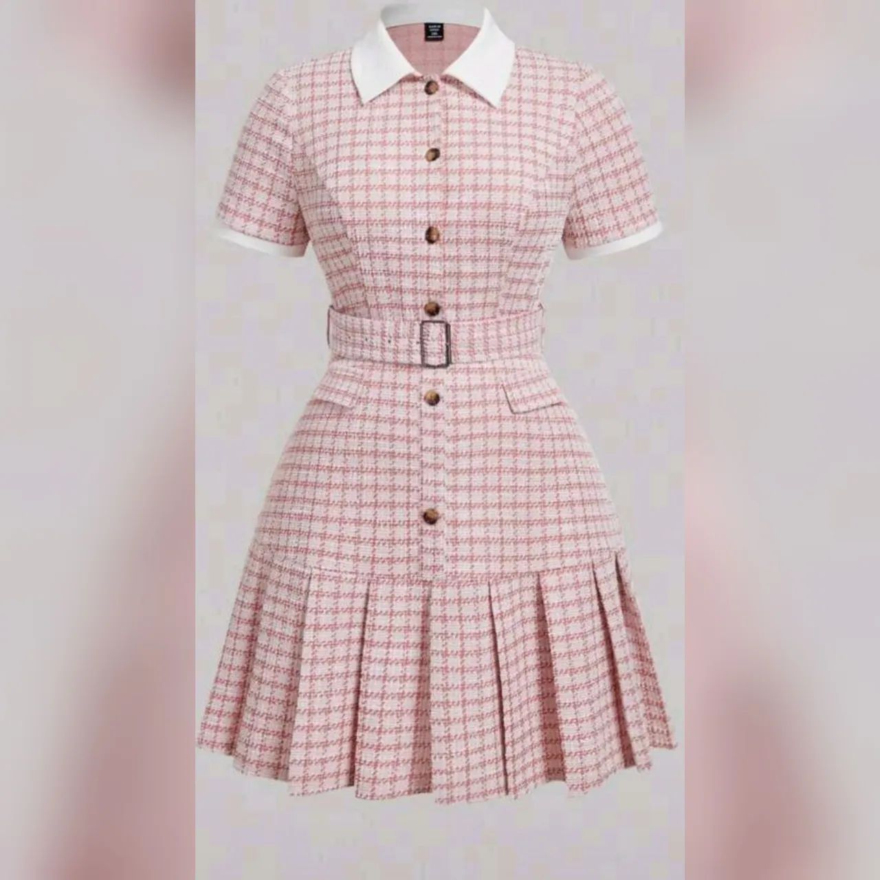 Vestido Plus Size com colarinho polo