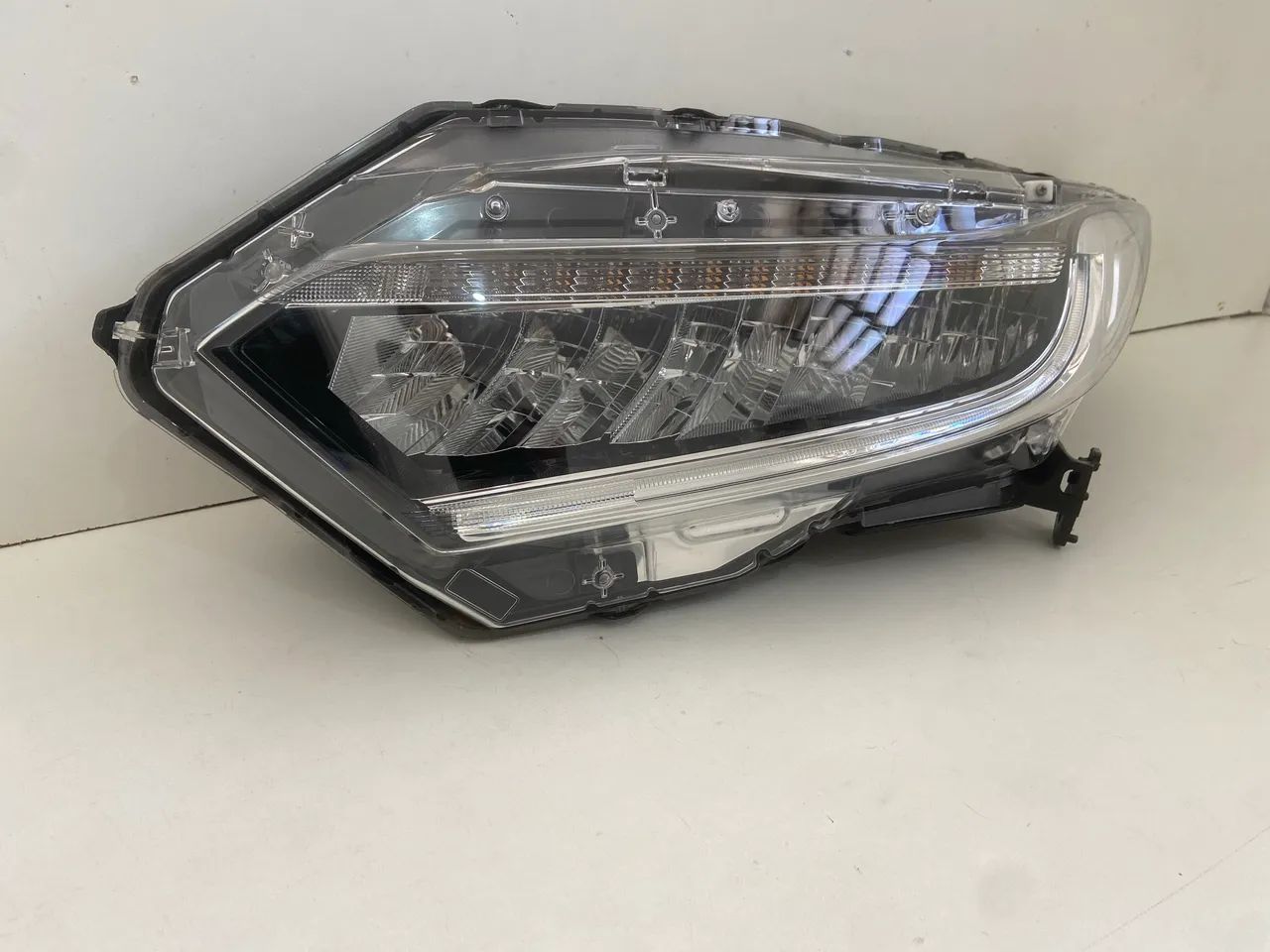 パーツ H31 GC27 152000km Moldura console central HONDA HR-V 2016 A