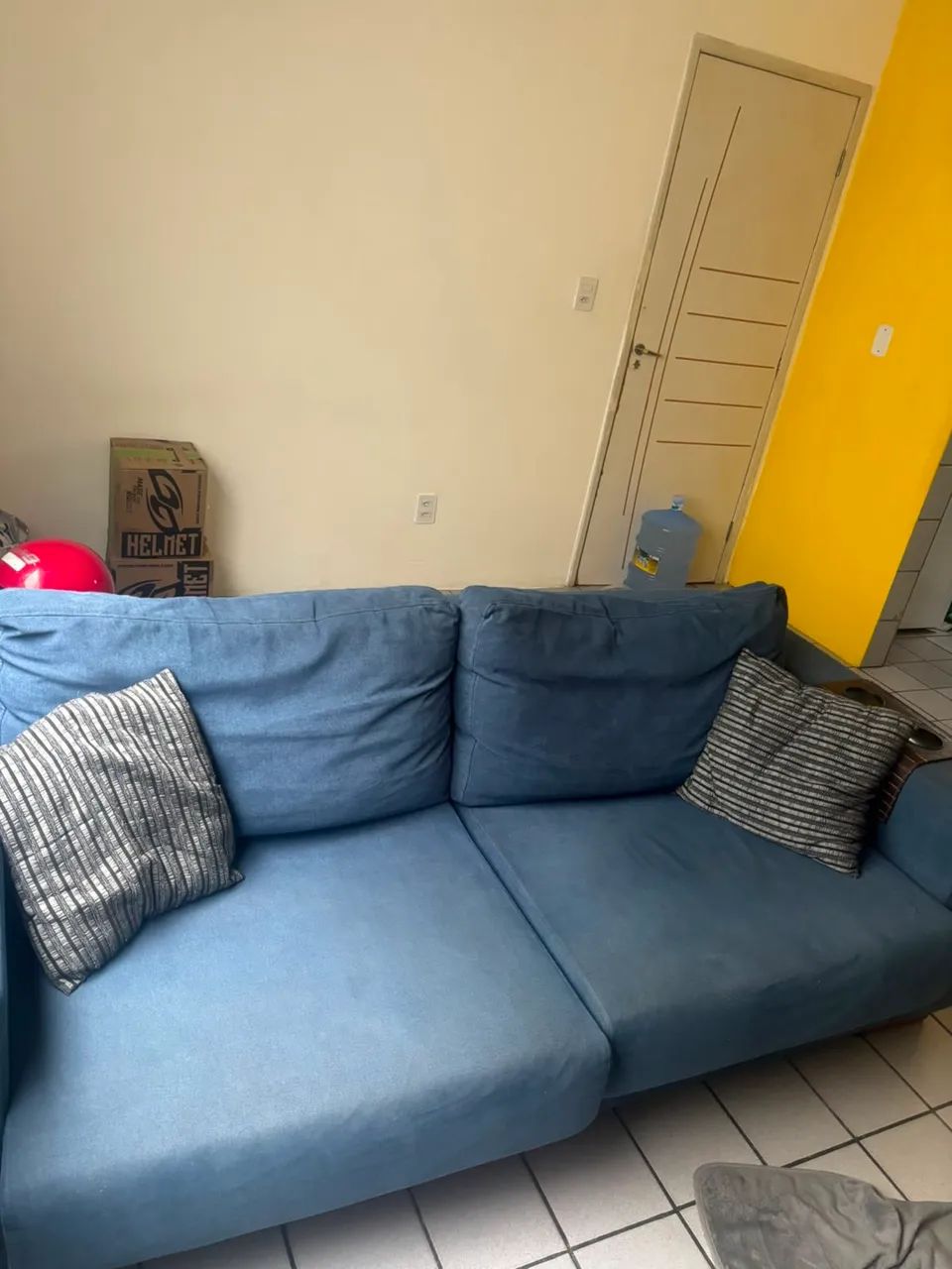Sofá retrátil com almofadas separadas  - Foto 2