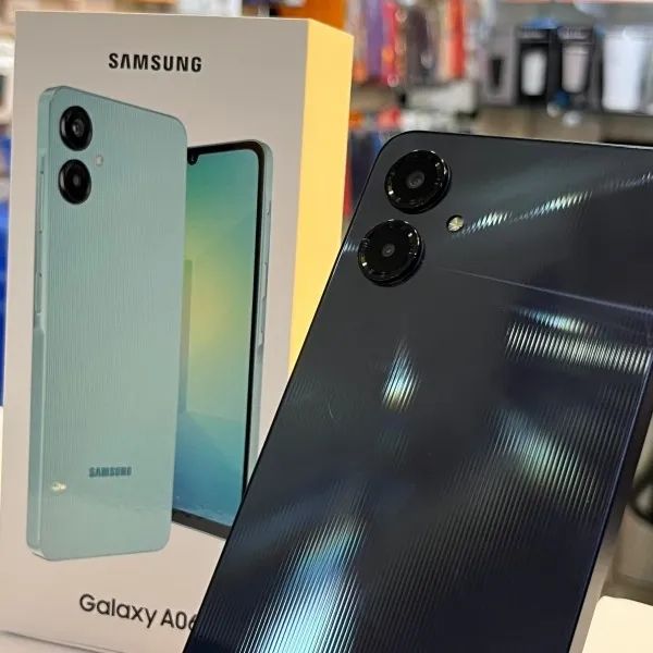 Celular Samsung Galaxy A06 128GB 4GB RAM - Muito Conservado