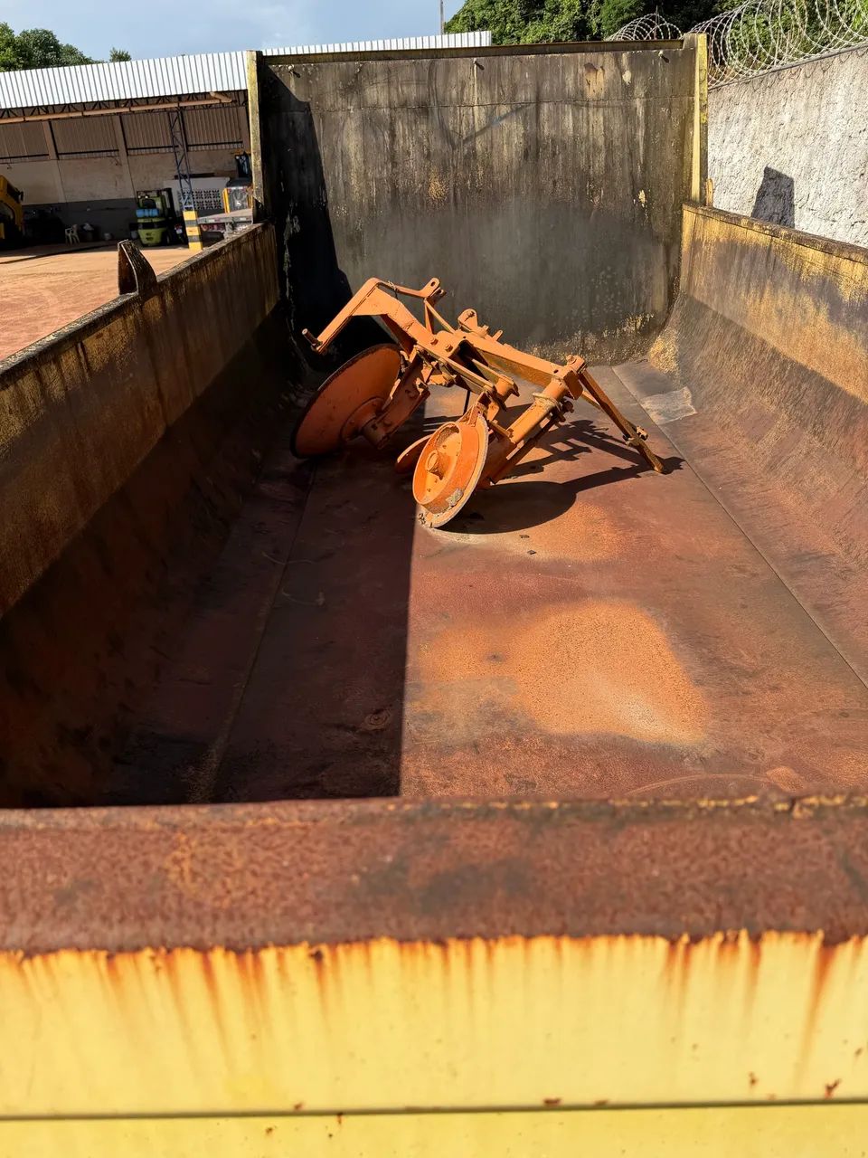   Caçamba Basculante 10m    - Foto 4